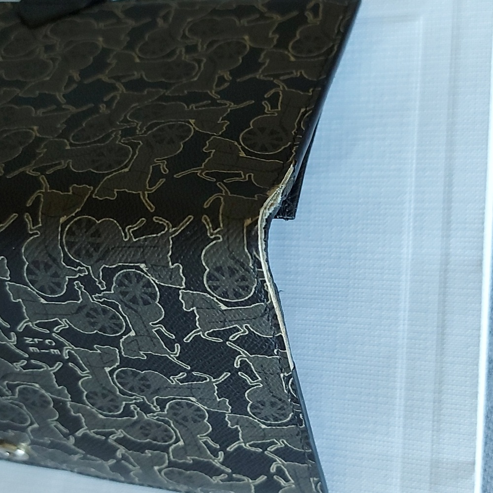 Celine Wallet - Picture 7 of 12
